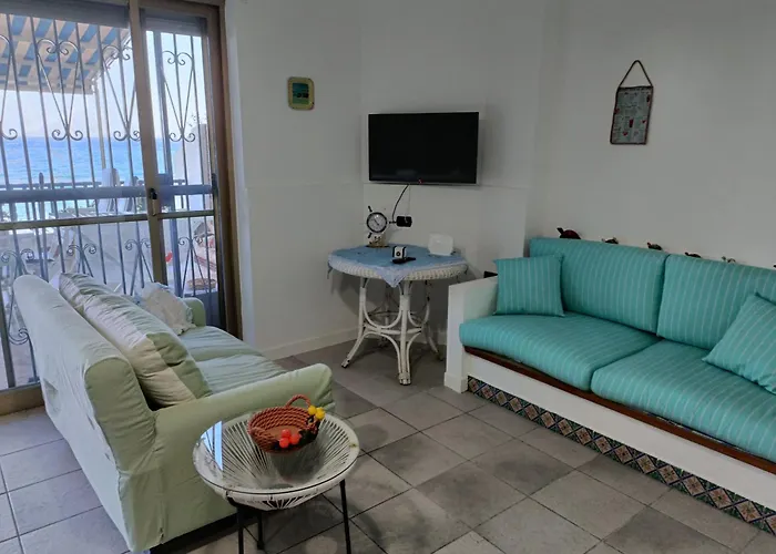 Apartamento Margarita SantʼAlessio Siculo